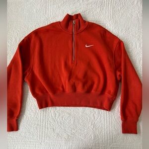 Nike sweatshirt, quarter zip, size medium